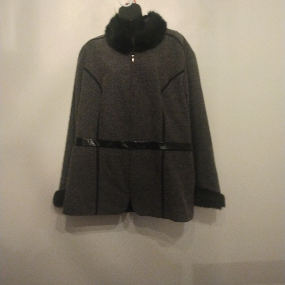 Mary McFadden women's jacket